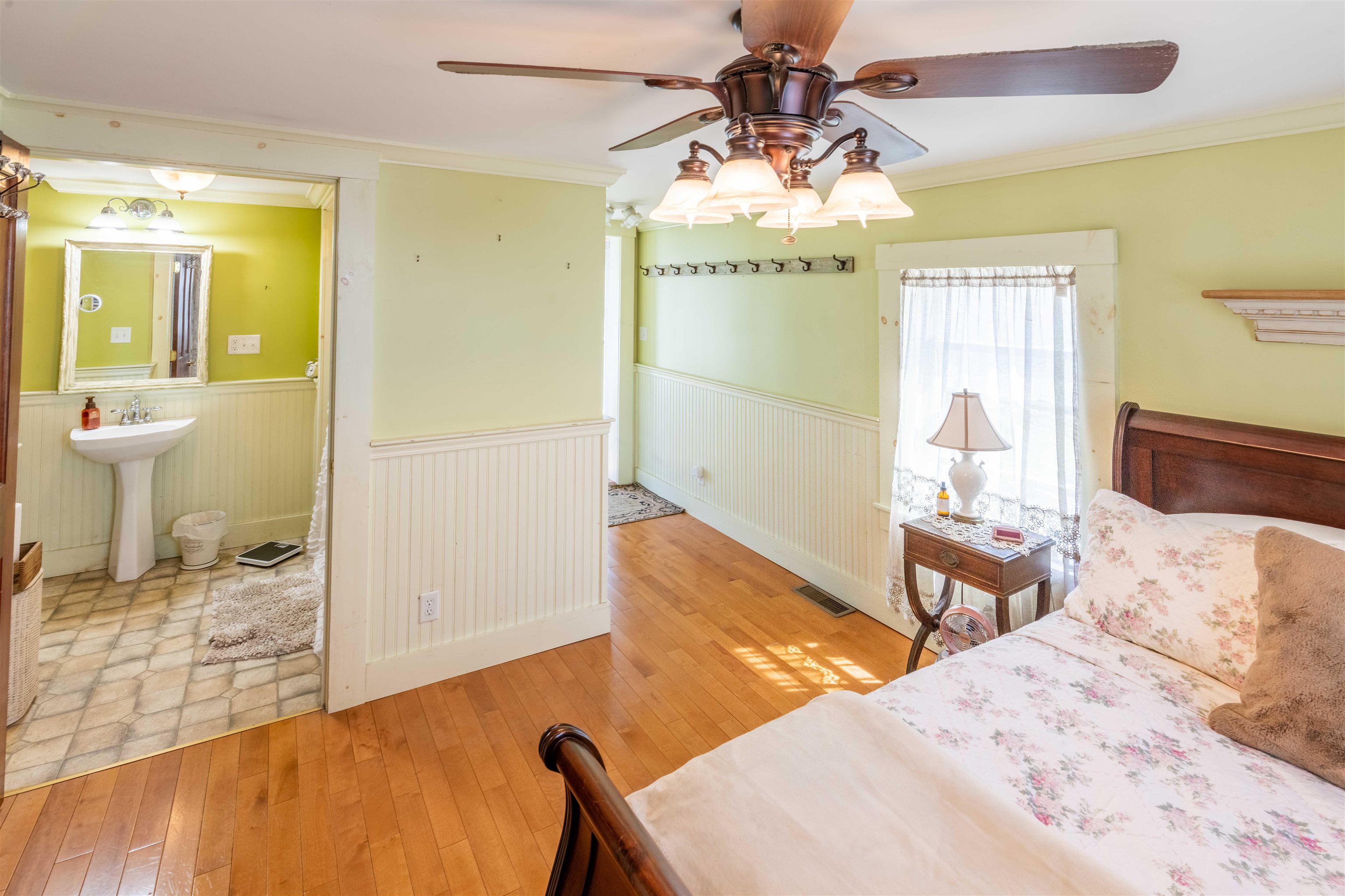 5 Maple Street Wells River, VT 05081 - Photo 20 of 39