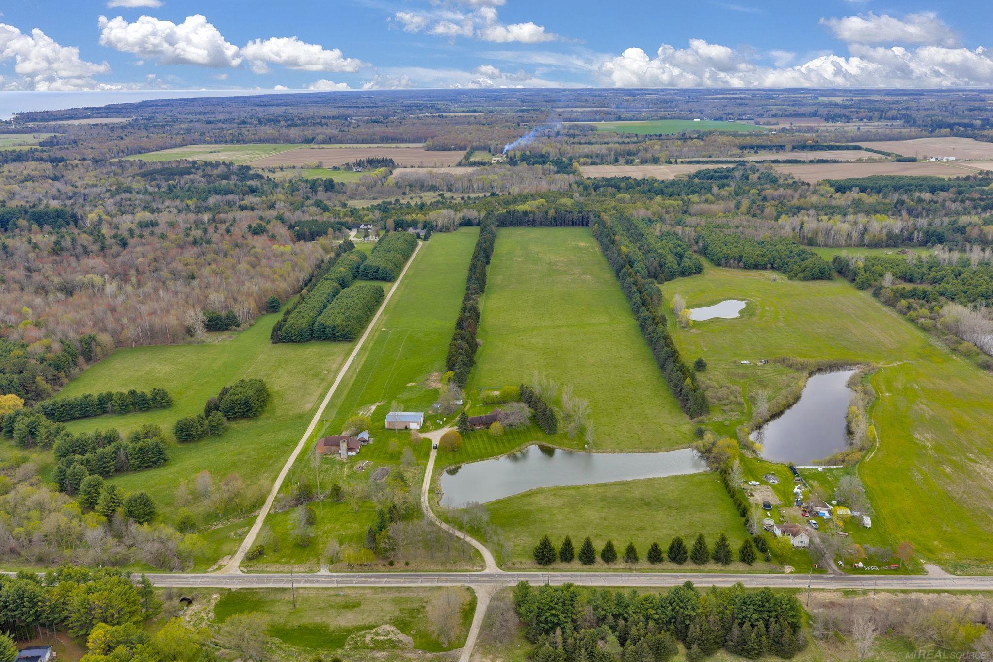 5800 Deckerville Road Deckerville, MI 48427 - Photo 4 of 68