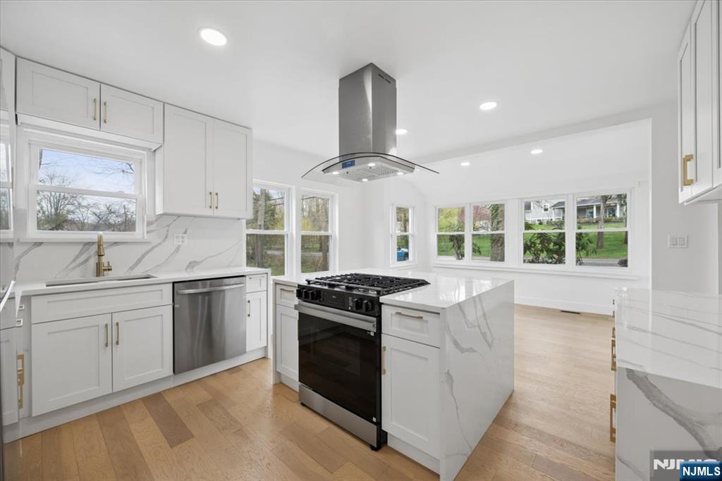 686 Meyersville Road Gillette, NJ 07933 - Photo 12 of 35