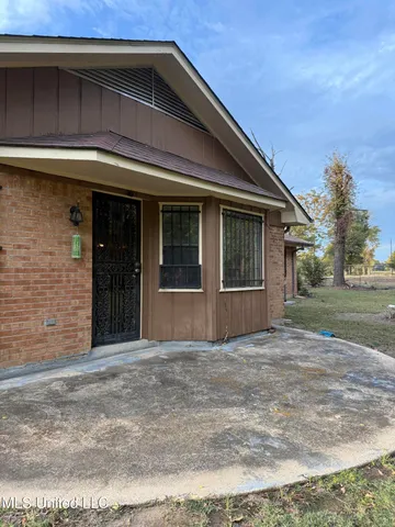 $180,000 | 4177 County Road 284, Itta Bena, MS 38941