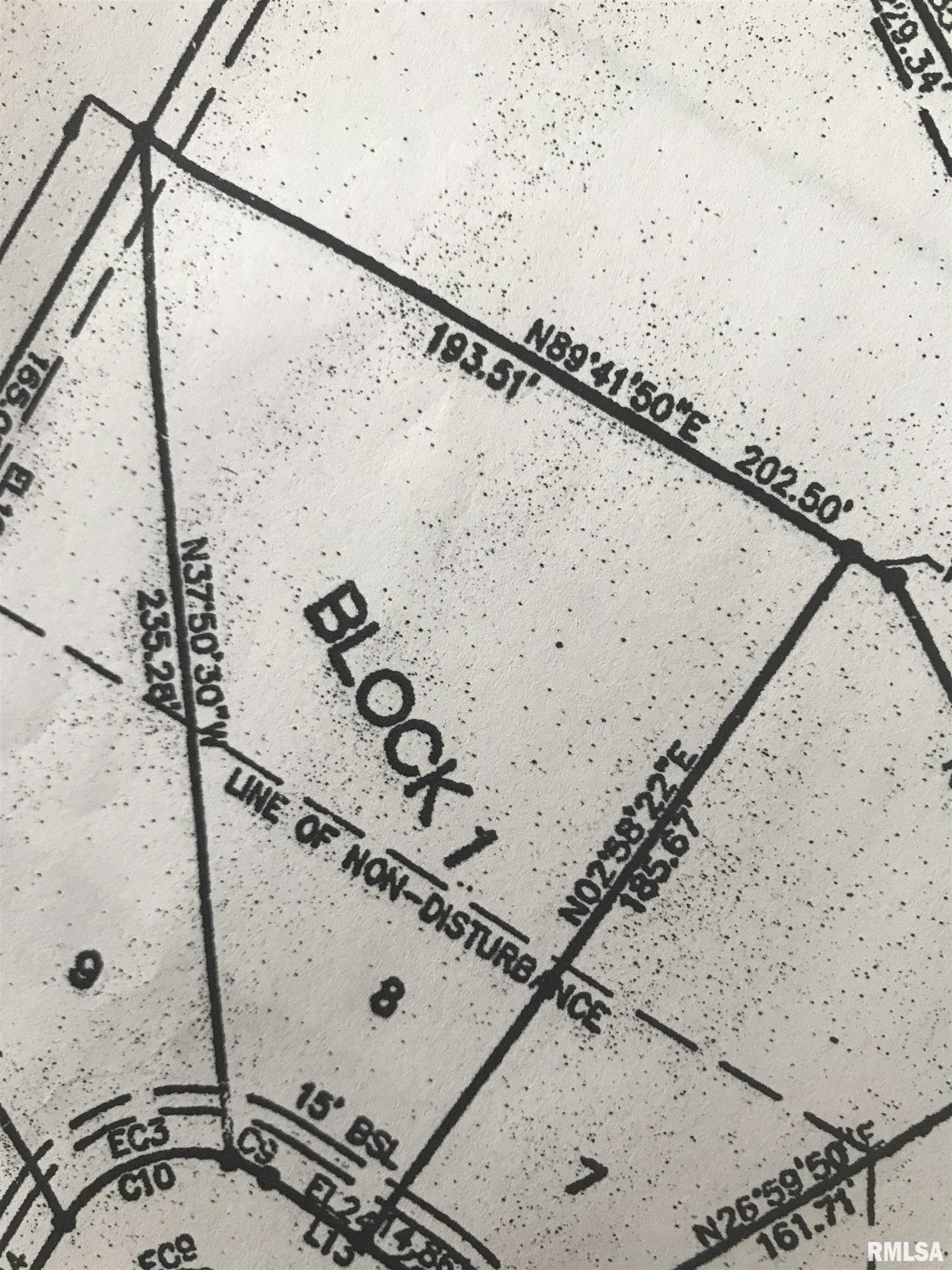 631 7th St Court Moline, IL 61265 - Photo 2 of 6