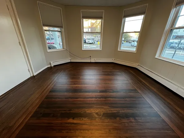 $5,250 | 158 Holland Street, Unit 1, Somerville, MA 02144