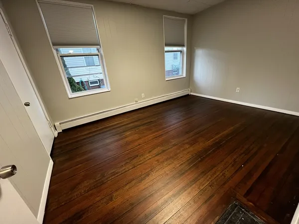 $5,250 | 158 Holland Street, Unit 1, Somerville, MA 02144