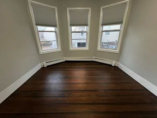 $5,250 | 158 Holland Street, Unit 1, Somerville, MA 02144