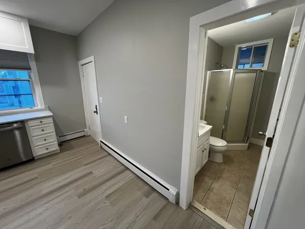 $5,250 | 158 Holland Street, Unit 1, Somerville, MA 02144