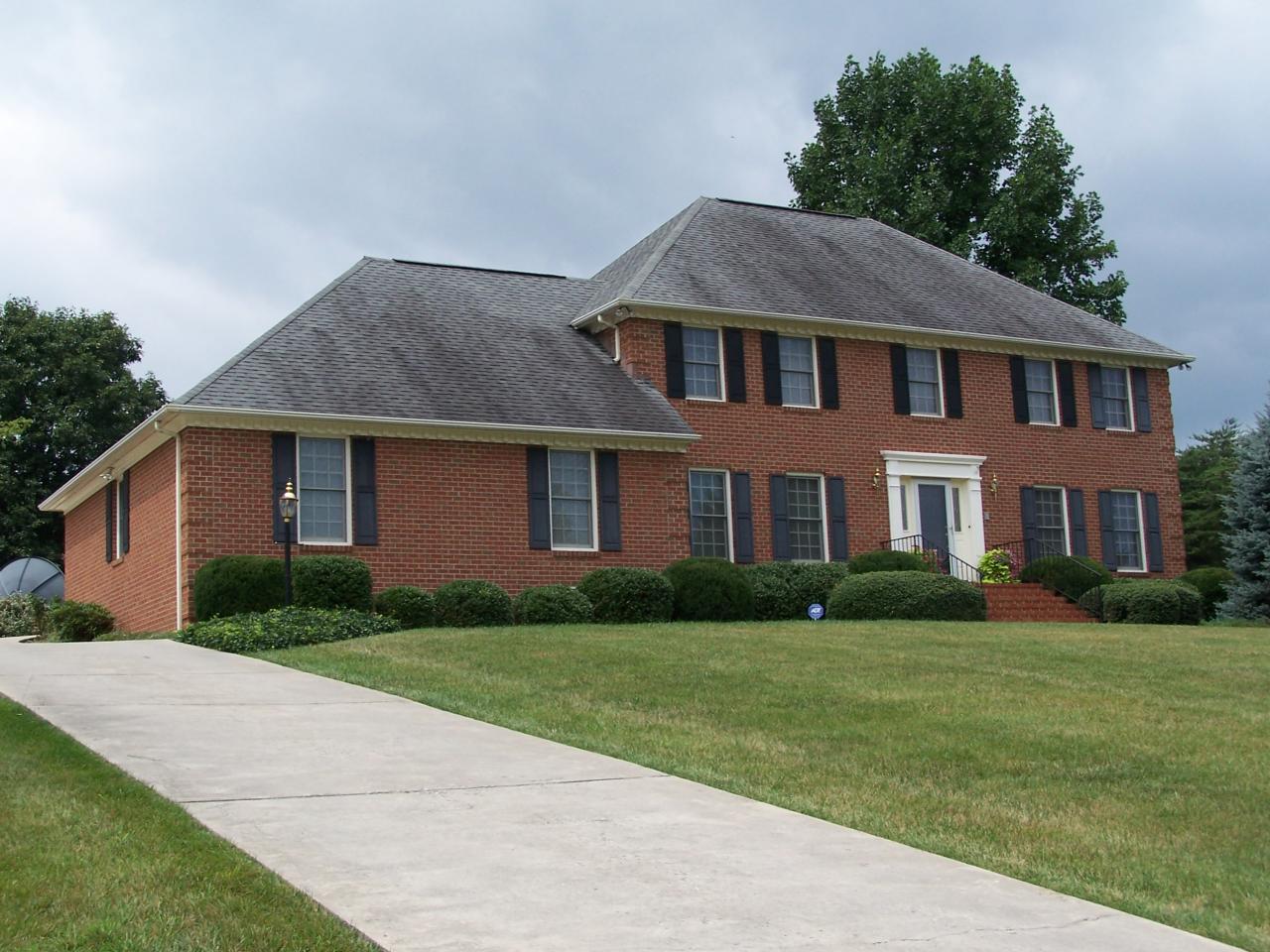 316 Winesap Road Roanoke, VA 24019 - Photo 1 of 26 Front