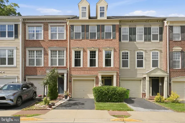 $3,100 | 8133 Dove Cottage Court, Lorton, VA 22079