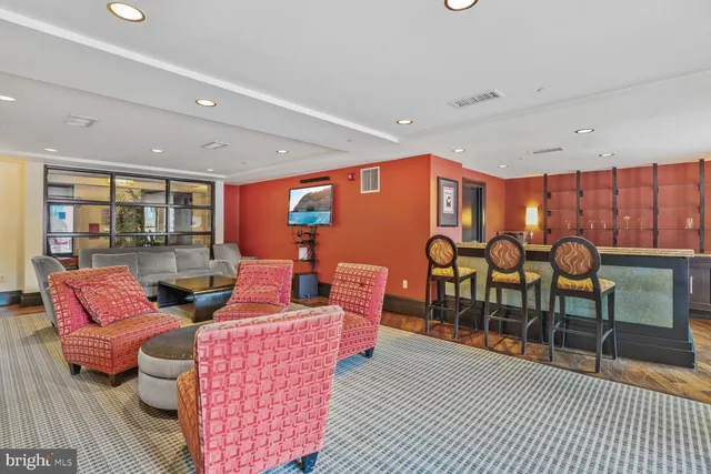 a view of a entryway door of the building