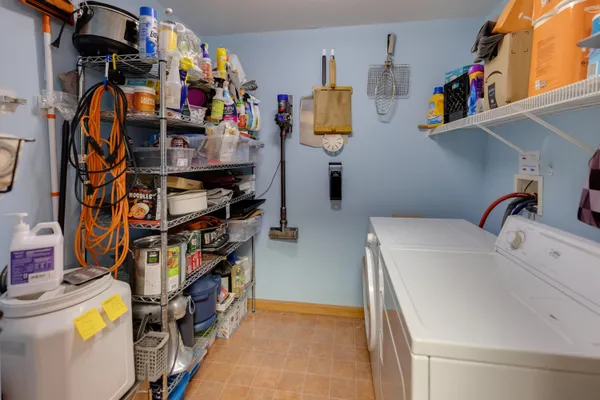 $775,000 | 16 Hillside Circle, Unit 2, Lincoln, NH 03251