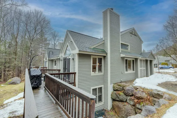 $775,000 | 16 Hillside Circle, Unit 2, Lincoln, NH 03251