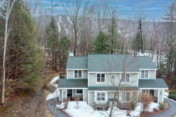 $775,000 | 16 Hillside Circle, Unit 2, Lincoln, NH 03251