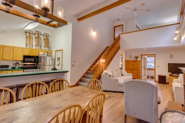 $775,000 | 16 Hillside Circle, Unit 2, Lincoln, NH 03251