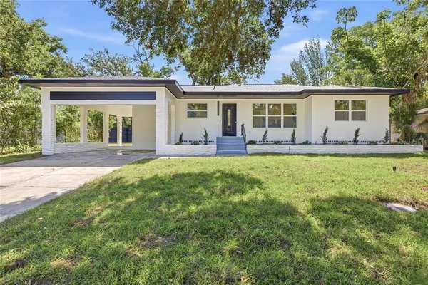$379,900 | 111 Orangeview Avenue, Clearwater, FL 33755