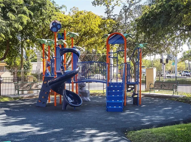 $2,450 | 7975 Crespi Boulevard, Unit 1, Miami Beach, FL 33141