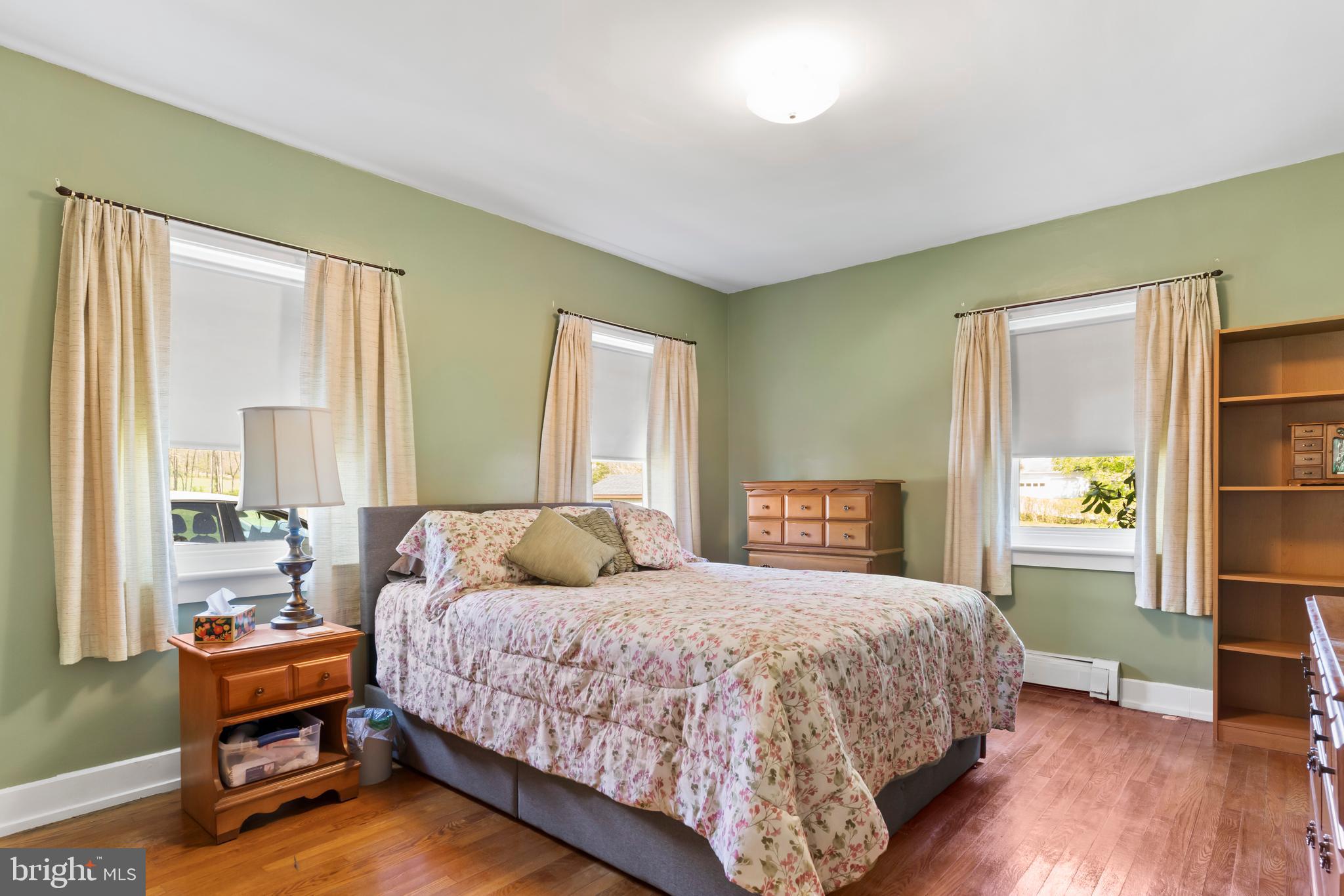 206 East Main Street New Bloomfield, PA 17068 - Photo 14 of 38 Hardwood floors