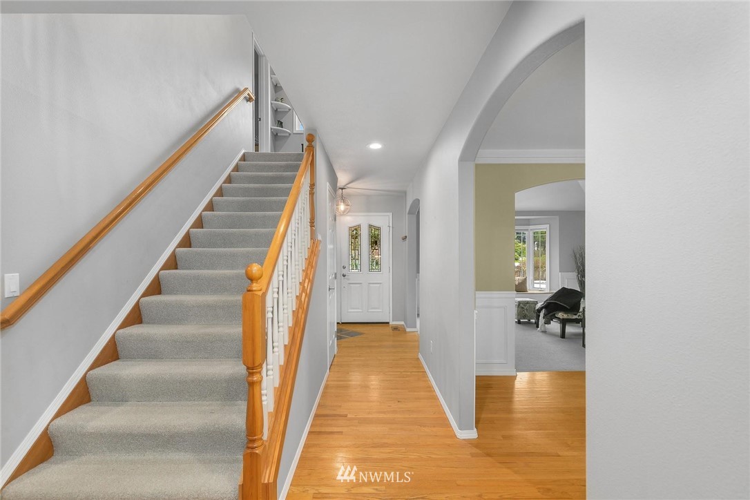 23809 Southeast 243rd Street Maple Valley, WA 98038 - Photo 15 of 40 a en suite bathroom with a sink and mirror