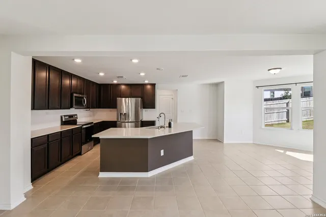 $449,500 | 315 Saddle Leaf, Cibolo, TX 78108