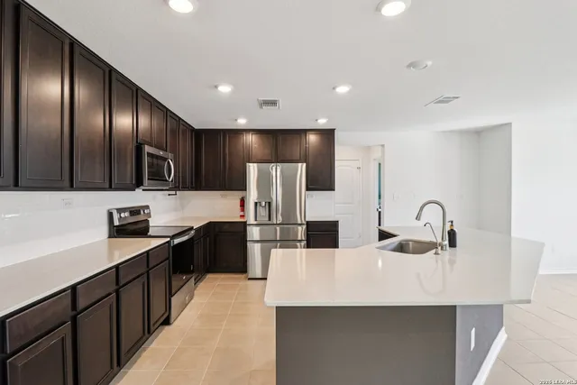 $449,500 | 315 Saddle Leaf, Cibolo, TX 78108