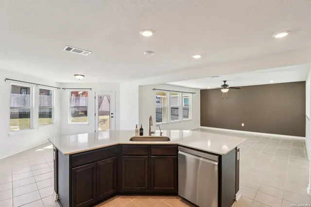 $449,500 | 315 Saddle Leaf, Cibolo, TX 78108