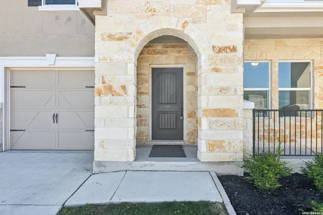 $449,500 | 315 Saddle Leaf, Cibolo, TX 78108