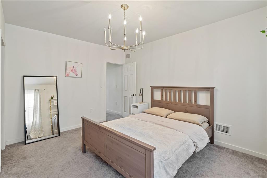 5241 Kent Way Pittsburgh, PA 15201 - Photo 11 of 25