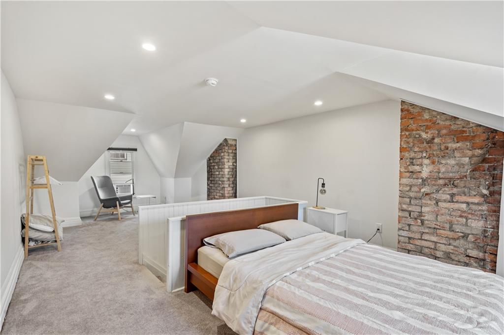 5241 Kent Way Pittsburgh, PA 15201 - Photo 16 of 25