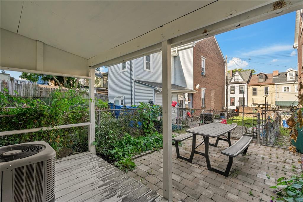 5241 Kent Way Pittsburgh, PA 15201 - Photo 22 of 25