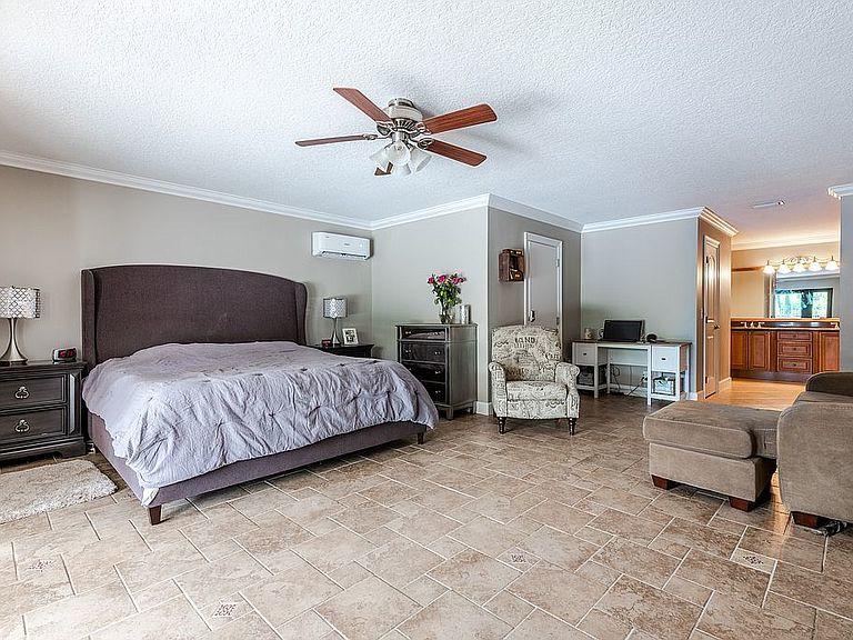 22300 Solitude Drive Boca Raton, FL 33428 - Photo 8 of 34 B4FD2D79-4C87-4B94-A45E-B994EBEA57FC