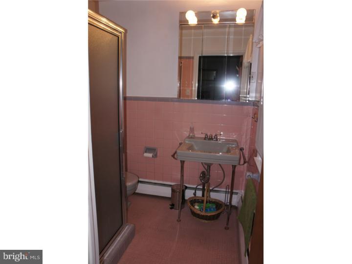 2897 Gradyville Road Broomall, PA 19008 - Photo 14 of 20 Gallery Image 14