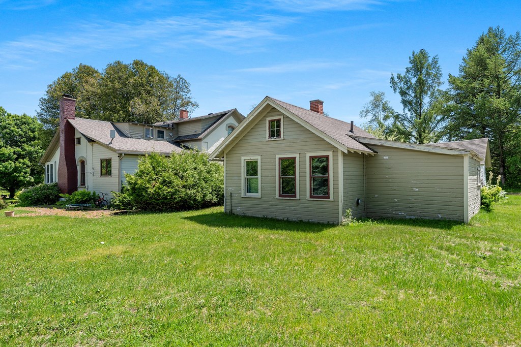 1317 Shiloh Road Sturgeon Bay, WI 54235 - Photo 8 of 27