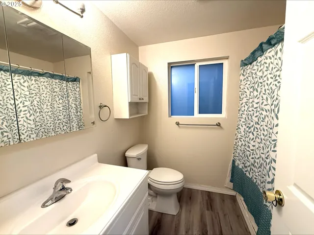 $415,000 | 454 Northeast Elm Street, Sheridan, OR 97378