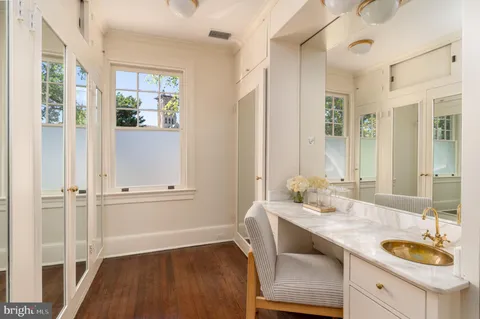 $5,000,000 | 3556 Macomb Street Northwest, Washington, DC 20016