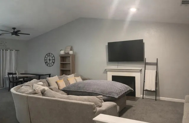 $330,000 | 1713 Poppy Meadow Court, Coalinga, CA 93210