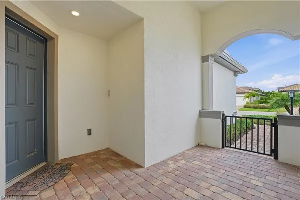 $7,500 | 12361 Canal Grande Drive, Fort Myers, FL 33913