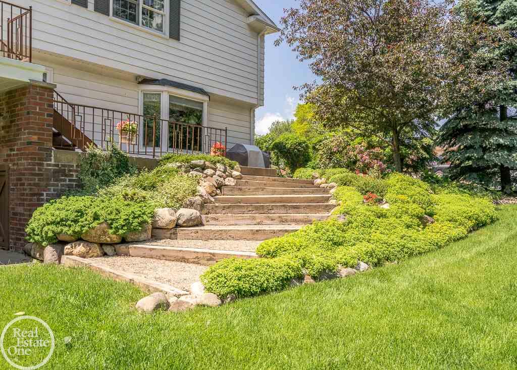 5317 Aintree Road Rochester, MI 48306 - Photo 32 of 40