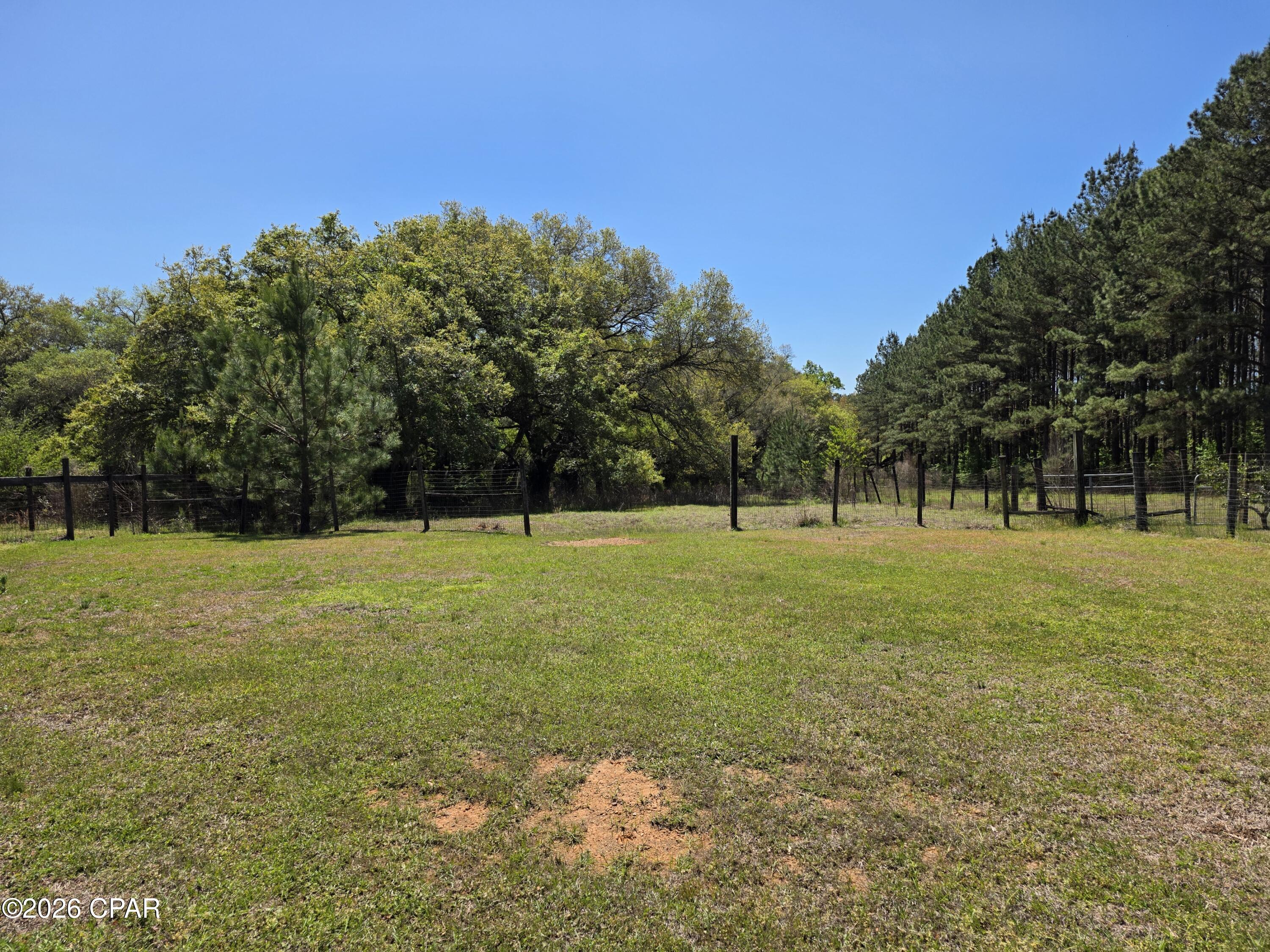2491 River Road Caryville, FL 32427 - Photo 19 of 23