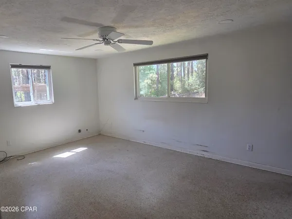 $340,000 | 2491 River Road, Caryville, FL 32427