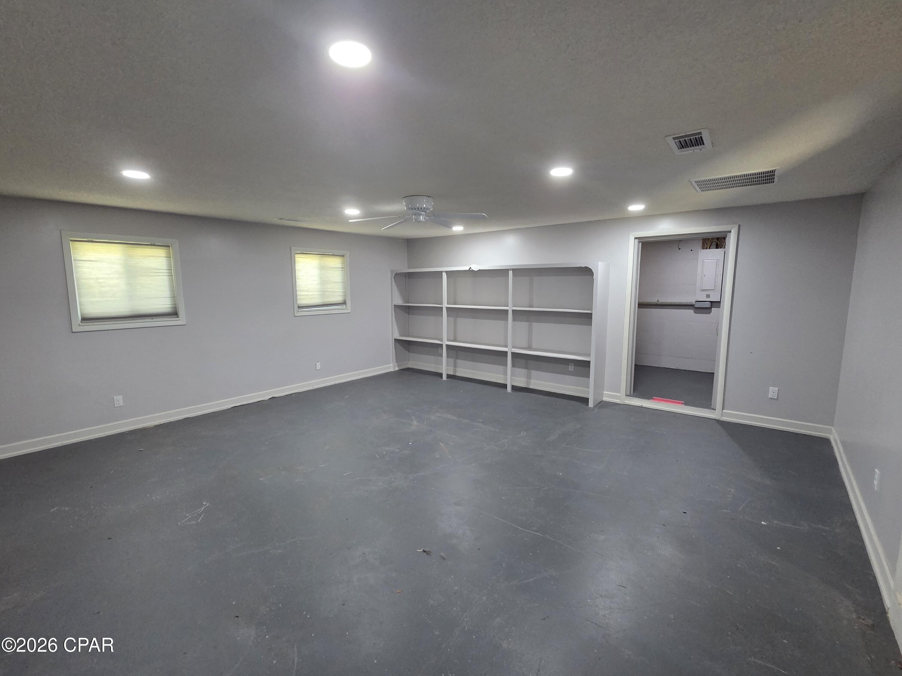 2491 River Road Caryville, FL 32427 - Photo 10 of 23
