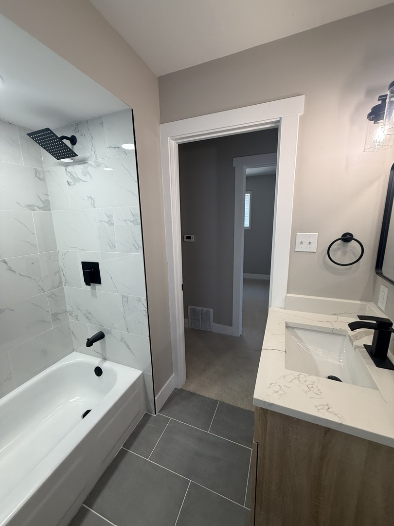 306 West 111th Street Chicago, IL 60628 - Photo 14 of 22