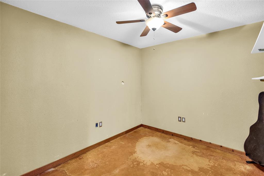 4031 Burleson Retta Road Burleson, TX 76028 - Photo 30 of 38 ADU