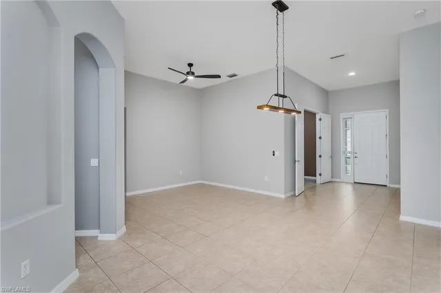 $789,000 | 2066 Mandarin Lane, Naples, FL 34120