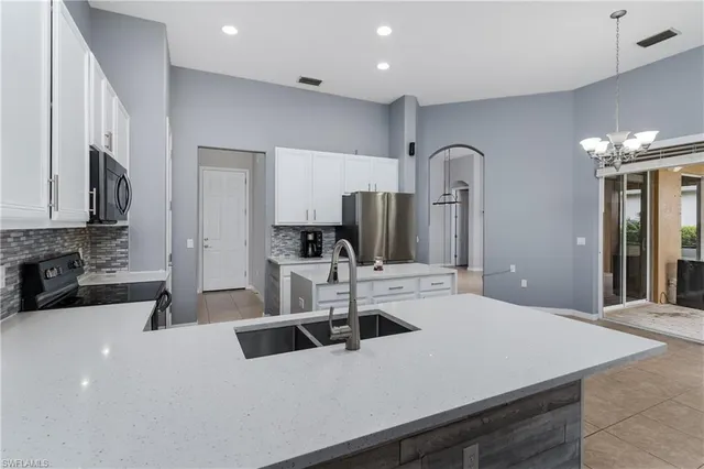 $789,000 | 2066 Mandarin Lane, Naples, FL 34120