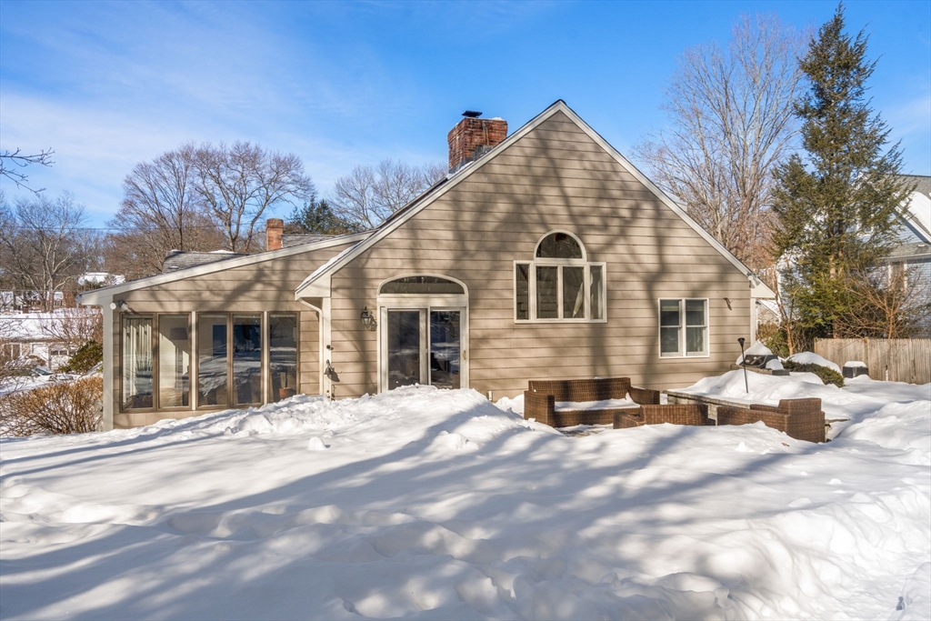 25 Mansfield Road Wellesley, MA 02481 - Photo 34 of 39