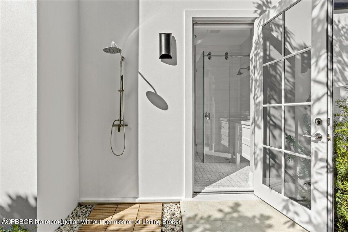 130 Algoma Road Palm Beach, FL 33480 - Photo 37 of 64 Outdoor Shower