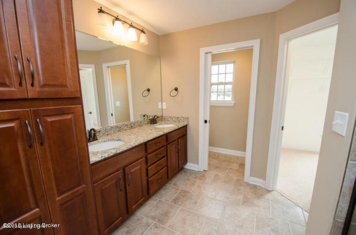 6401 El Rancho Road Louisville, KY 40291 - Photo 6 of 26 6401 El Rancho 7