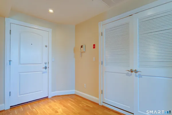 $419,000 | 629 Chapel Street, Unit 4A, New Haven, CT 06511