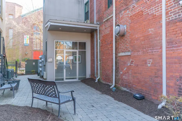 $419,000 | 629 Chapel Street, Unit 4A, New Haven, CT 06511