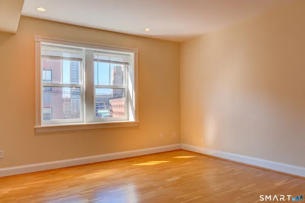 $419,000 | 629 Chapel Street, Unit 4A, New Haven, CT 06511
