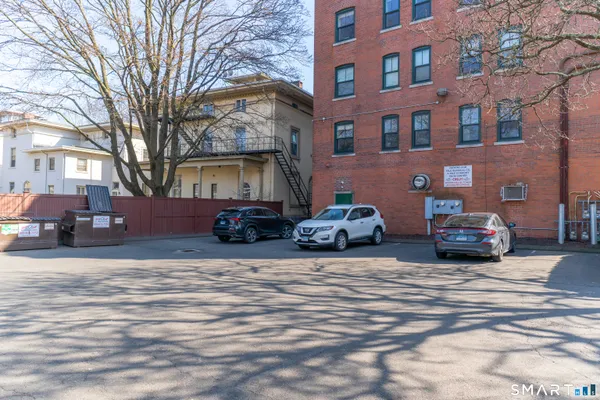 $419,000 | 629 Chapel Street, Unit 4A, New Haven, CT 06511
