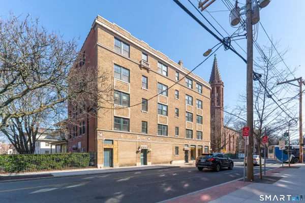 $419,000 | 629 Chapel Street, Unit 4A, New Haven, CT 06511